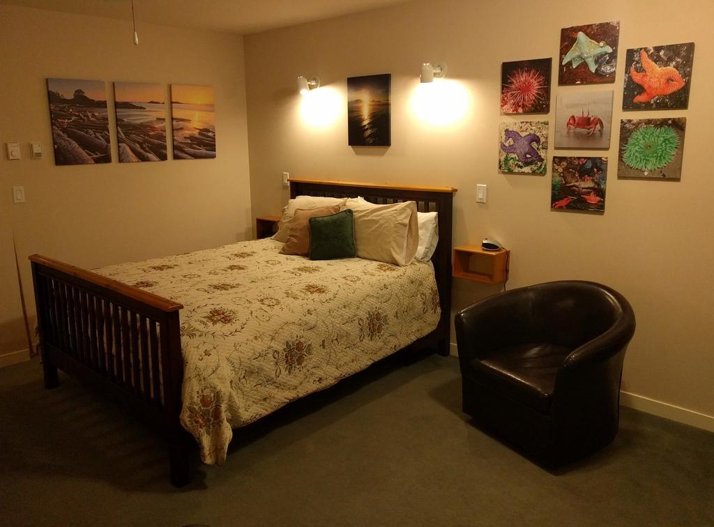 Cedar Wood Lodge Bed & Breakfast Inn Port Alberni Zewnętrze zdjęcie