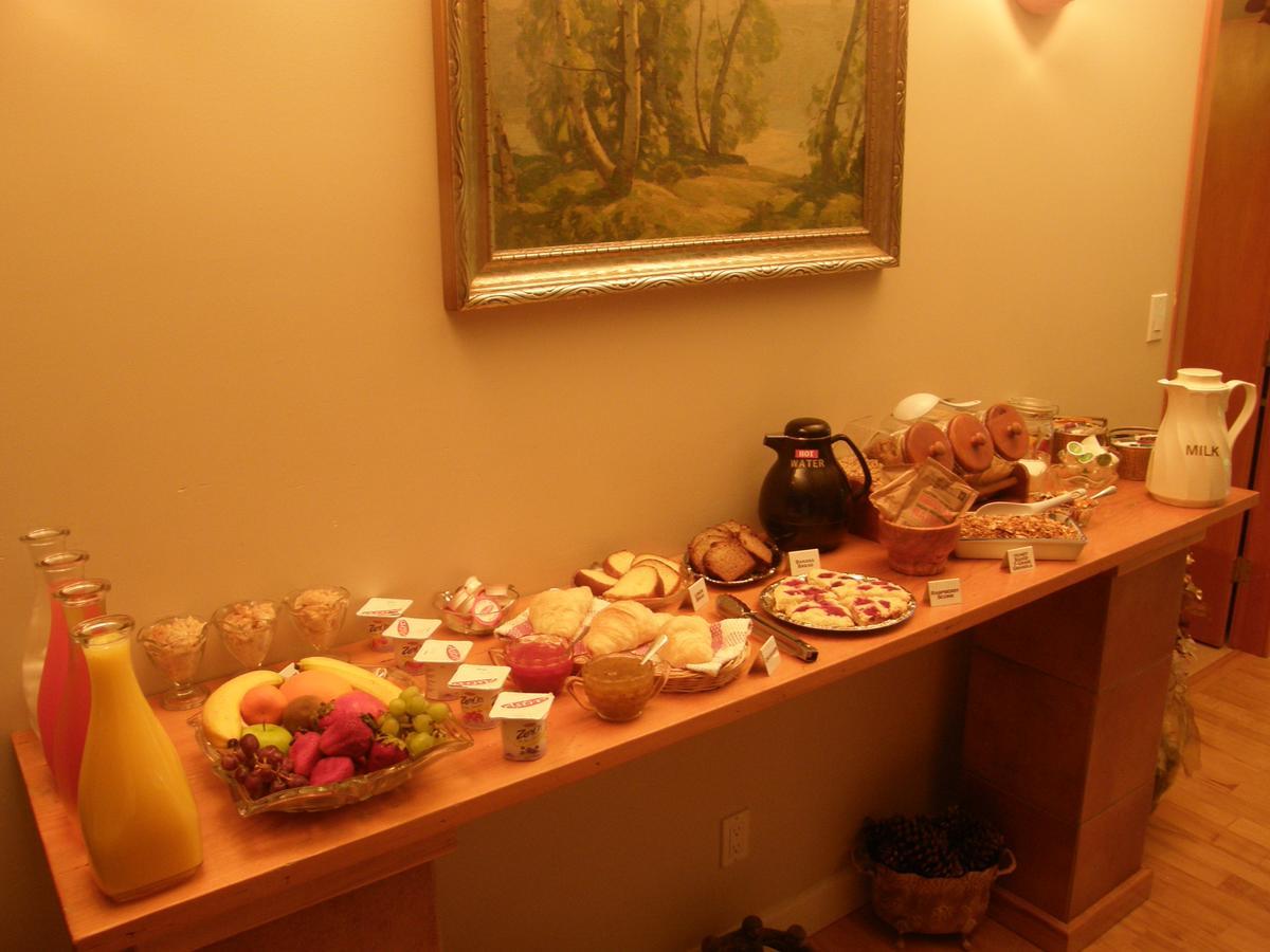 Cedar Wood Lodge Bed & Breakfast Inn Port Alberni Zewnętrze zdjęcie