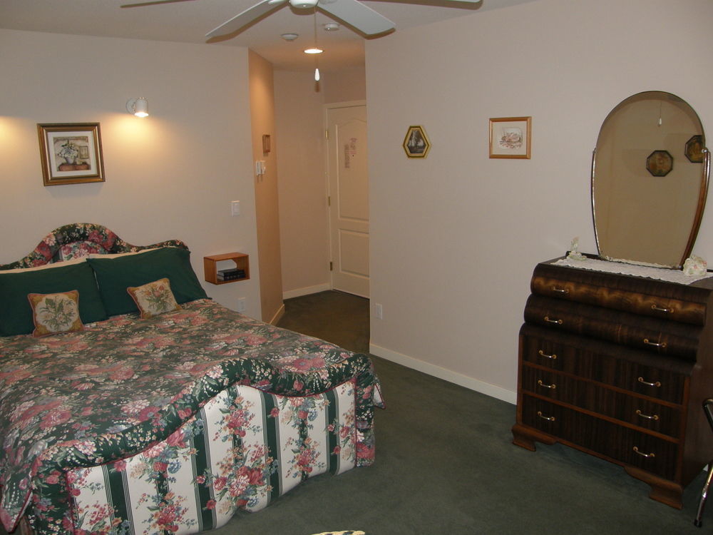 Cedar Wood Lodge Bed & Breakfast Inn Port Alberni Zewnętrze zdjęcie